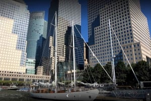 NYC: Vrijheidsbeeld dagtocht met bar aan boord