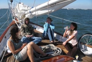 NYC: Vrijheidsbeeld dagtocht met bar aan boord