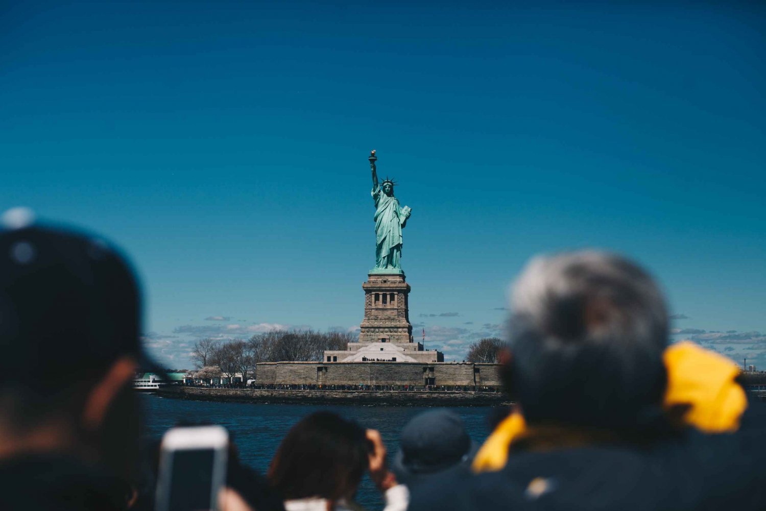 NYC: Statue of Liberty & Ellis Island Guided City Boat Tour