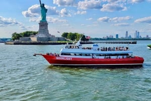 Crociera turistica alla Statua della Libertà di New York