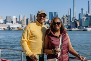 Crociera turistica alla Statua della Libertà di New York