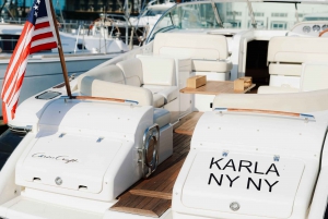 NYC: Privat sightseeingtur med yacht til Frihetsgudinnen