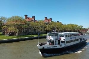 Nueva York: Estatua de la Libertad con acceso al pedestal y ferri