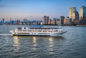NYC Sunset Cruise med DJ, skyline og Frihedsgudinden