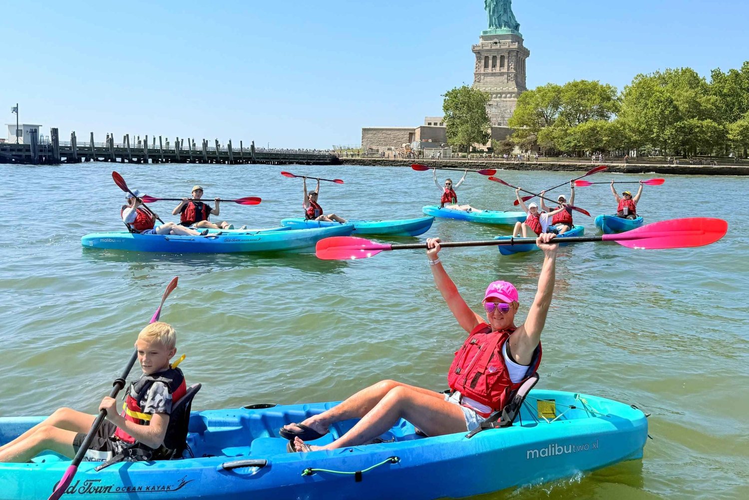 Nueva York: excursión en kayak al atardecer junto a la Estatua de la Libertad