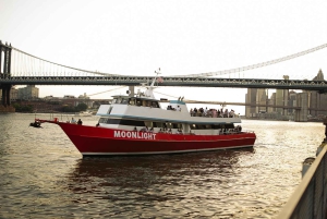 Coucher de soleil à New York, musique et croisière touristique avec vue sur la Statue de la Liberté