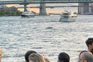 New York : croisière au coucher du soleil, musique et ambiance