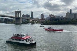 Закат и вечерняя водная прогулка с музыкой в Нью-Йорке