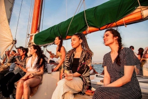 NYC: Zeil bij zonsondergang aan boord van Schooner Adirondack