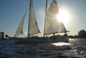 NYC: Zeil bij zonsondergang aan boord van Schooner Adirondack