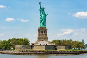 NYC to The Statue of Liberty Guided Tour by Ferry Cruise