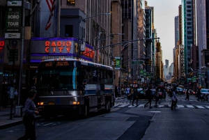 NYC TV- ja elokuvabussikierros & Manhattanin nähtävyyksien kävelykierros