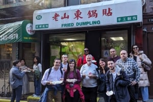 NYC: Visit Museum of Modern Art & 3hr Manhattan Walking Tour