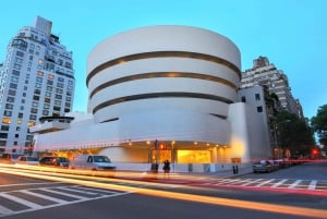 NYC: Odwiedź Muzeum Sztuki Guggenheima i zobacz ponad 30 najlepszych miejsc w Nowym Jorku