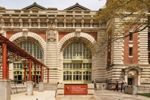 NYC: Wall Street Tour con traghetto per il Memoriale dell'11 settembre e la Statua