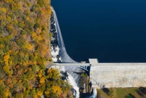 Tour privato in elicottero del fogliame autunnale nella Hudson Valley