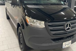 JFK/LGA/EWR to Manhattan Private Transfer - Up to 14 Pax