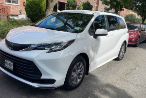 Transfert privé : JFK/LGA/EWR vers Manhattan – Jusqu'à 3 personnes