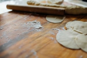 Delicias Rodantes: Clase de cocina de dumplings chinos en Nueva York