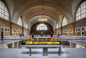 Biglietto per la Statua della Libertà e Ellis Island + In-App Tour