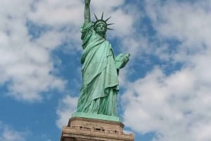 Visita a la Estatua de la Libertad y Ellis Island