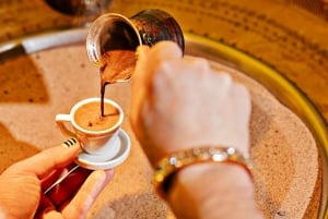 Ceremonia wróżenia z tureckiej kawy