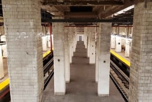 Underjordisk tur i New Yorks undergrundsbane