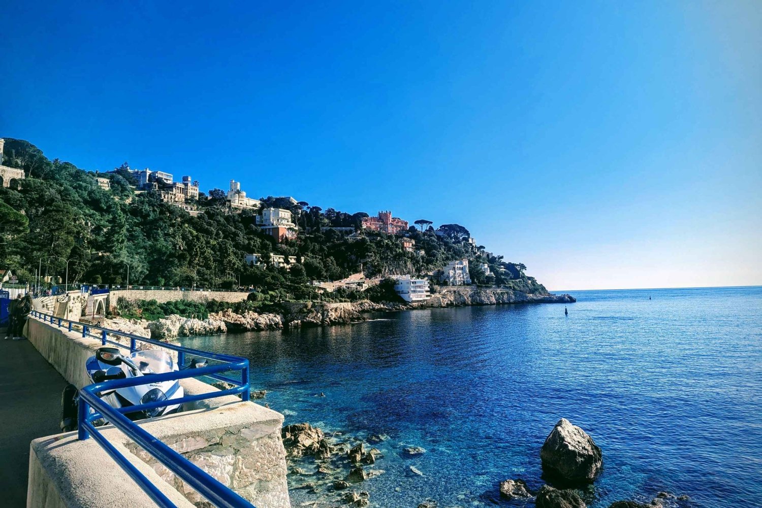 Classic Old Car for a Private Guided Tour of the Côte d'Azur