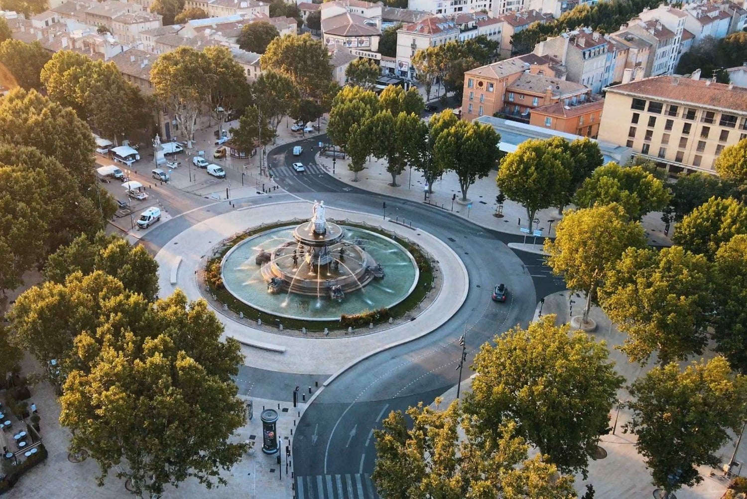 Aix en Provence and Avignon city of Popes Private Tour