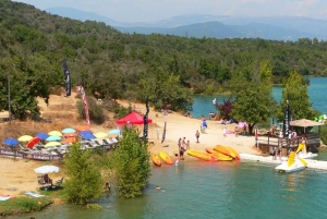 Countryside, Medieval Village and Lake Private Guided Tour