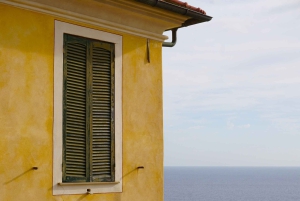 Tour in a vintage Méhari between Nice, Eze, and Monaco on the Côte d'Azur