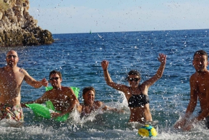 Tour in a vintage Méhari between Nice, Eze, and Monaco on the Côte d'Azur