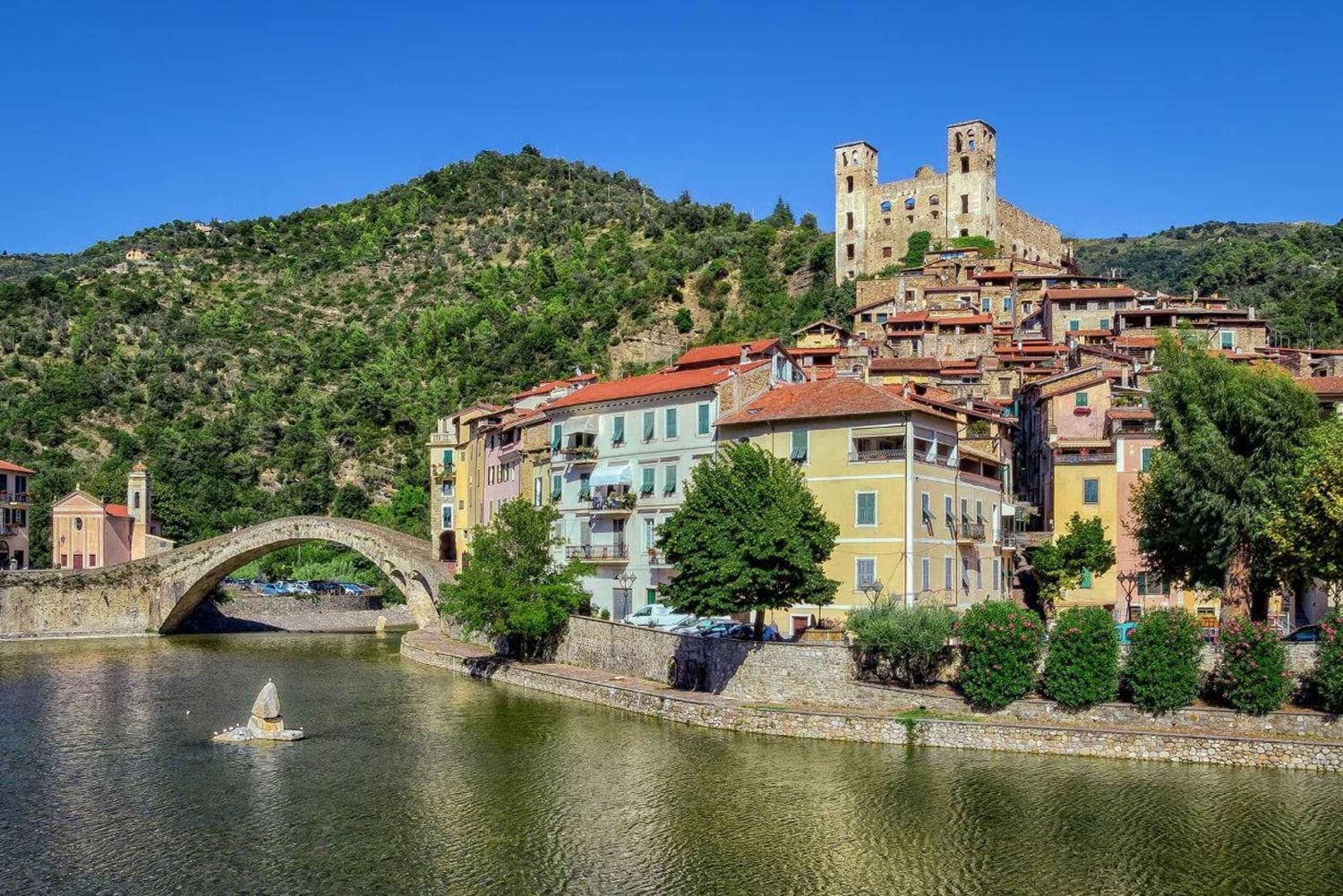 Dolceacqua, Menton & Monaco Viewpoint-Day Tour from Nice
