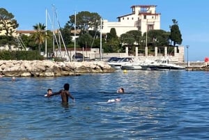 Explore Èze and the Côte d’Azur in a Renault Mégane E-Tech'