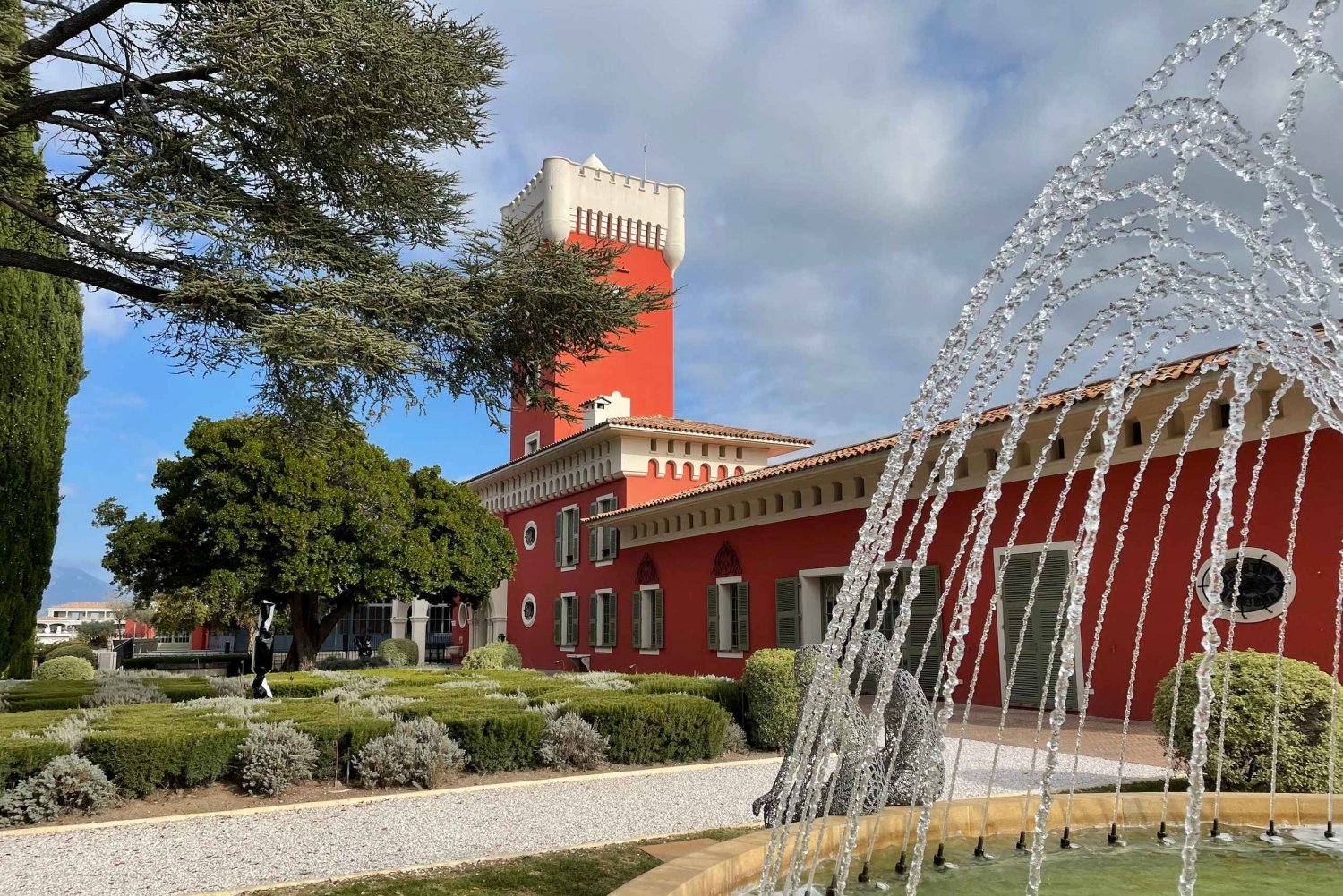 From Nice: Half-Day Wine Tour in the Bellet Wine Region