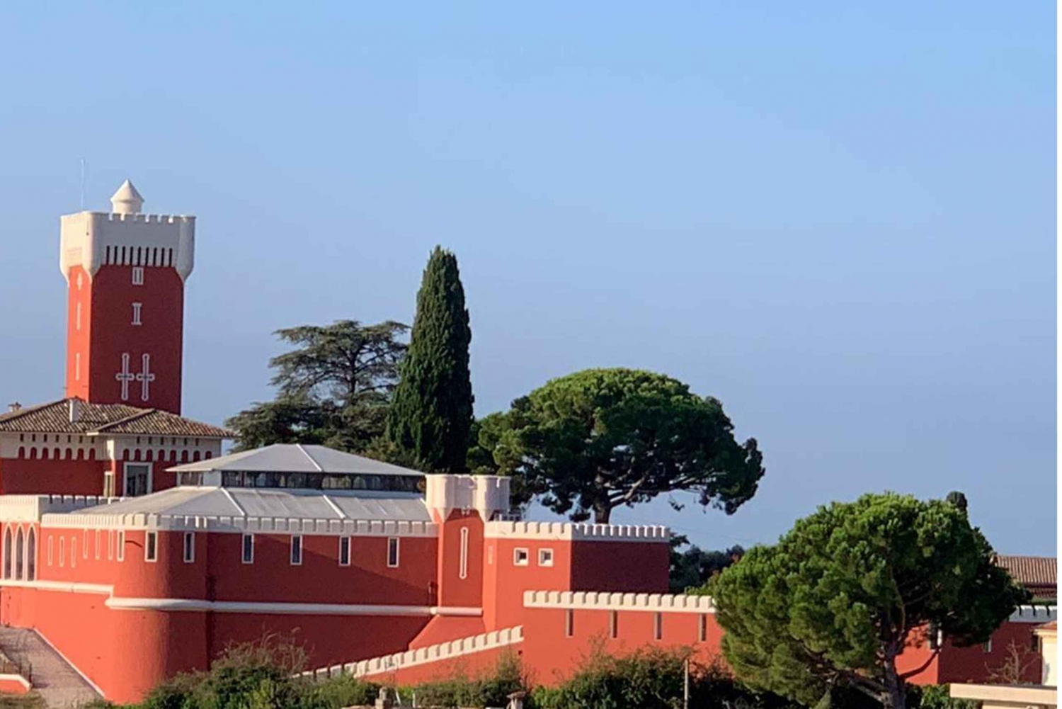 From Nice: Half-Day Wine Tour in the Bellet Wine Region