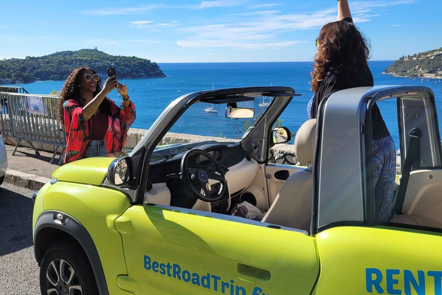 From Nice: Monaco & Eze Guided Tour in Electric Convertible