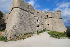 From Nice: Monaco & Eze Guided Tour in Electric Convertible