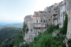 Monaco and Perched Medieval Villages Day Tour from Nice