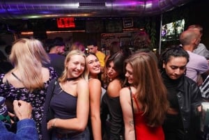 New Year’s Eve Party: Pub Crawl Nice with VIP Entry in Club