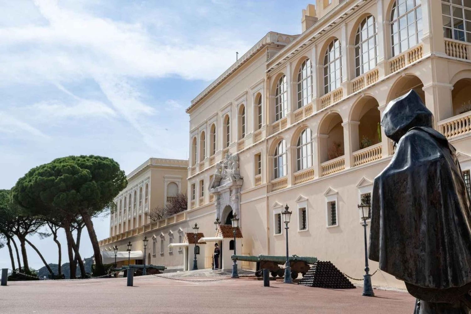 Nice: 5 Cities of the French Riviera Private Full-Day Trip