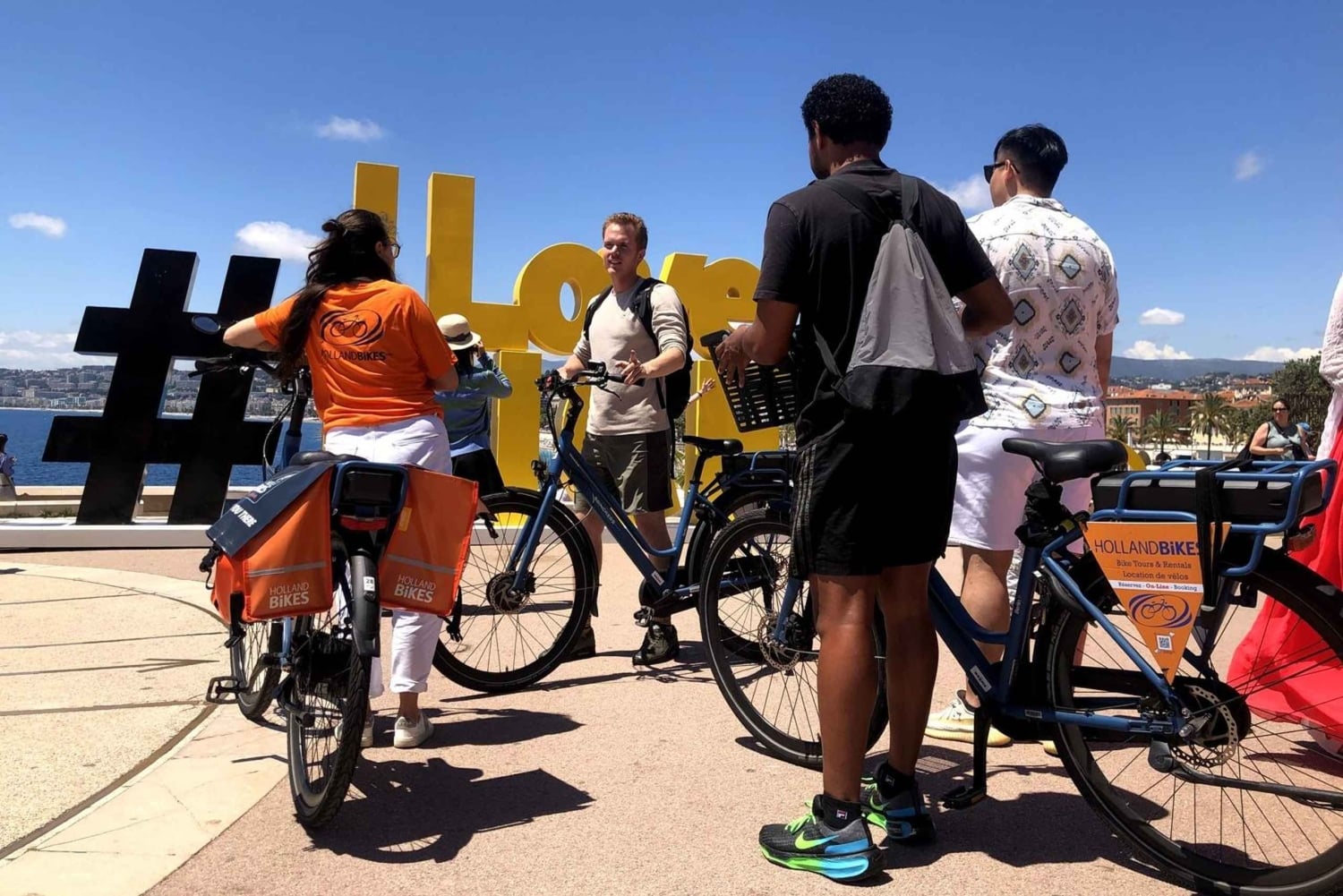 Nice and its panoramics surroundings on e-bike