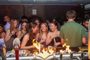 Nice : Bar Crawl Madness 4 Bars, Wild Games &VIP Club Entry