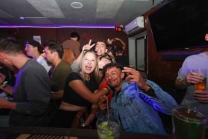 Nice : Bar Crawl Madness 4 Bars, Wild Games &VIP Club Entry