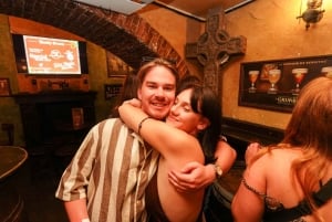 Nice : Bar Crawl Madness 4 Bars, Wild Games &VIP Club Entry