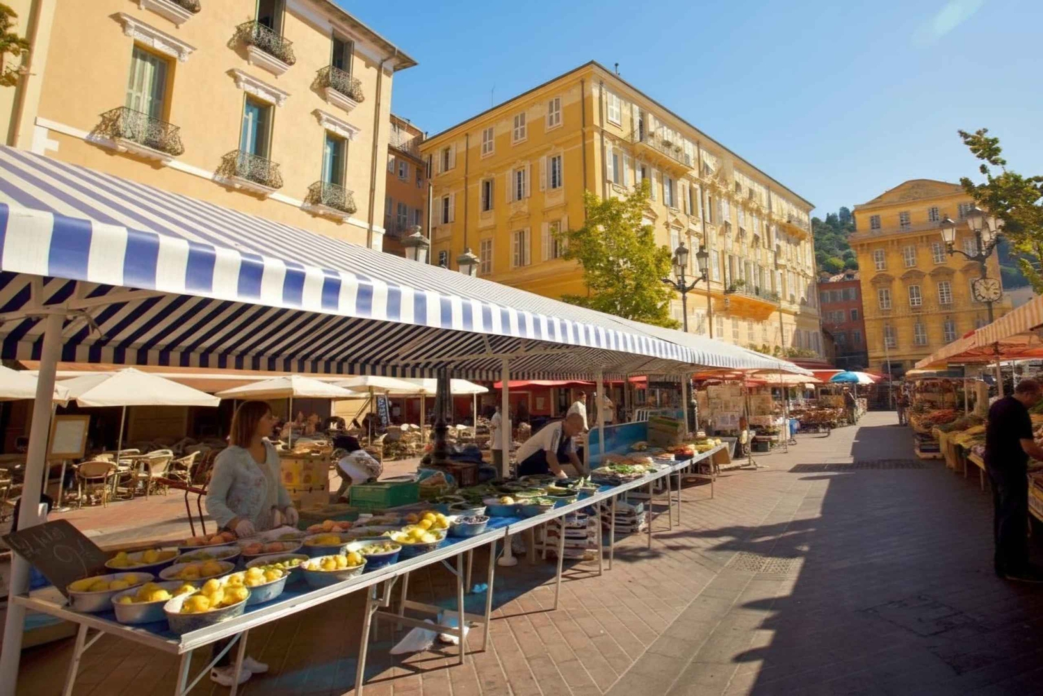 Nice before the crowds, Sunrise Walking Tour & Breakfast