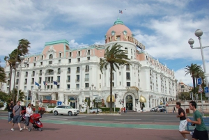 Nice: City Highlights E-Bike Tour