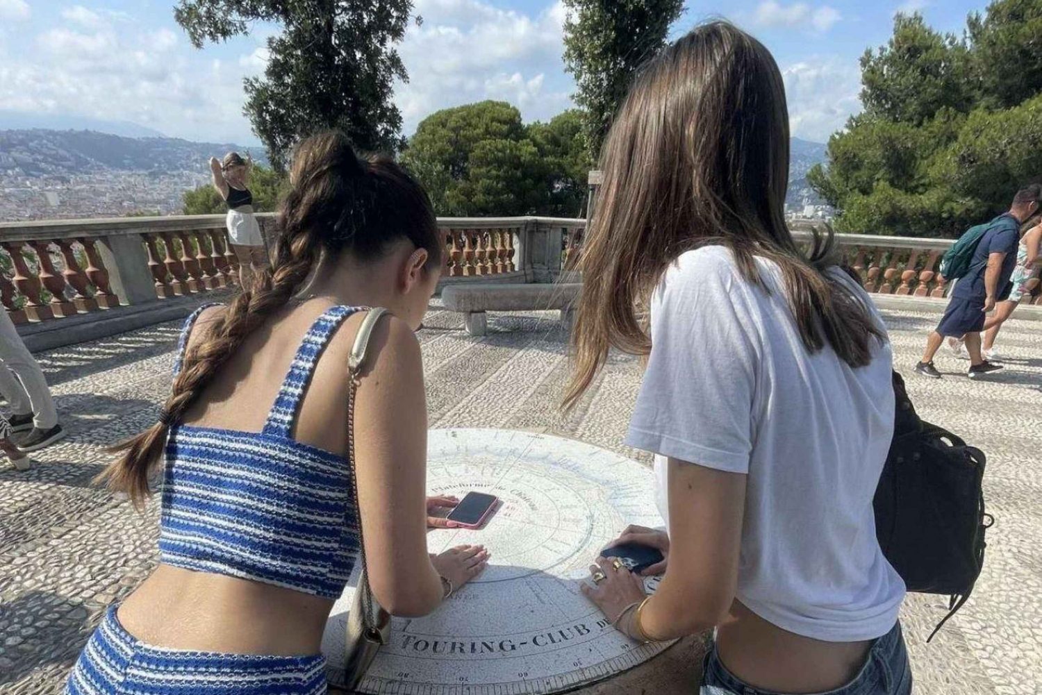 Explore, Play, Discover, ... Unlock the Secrets of Nice !