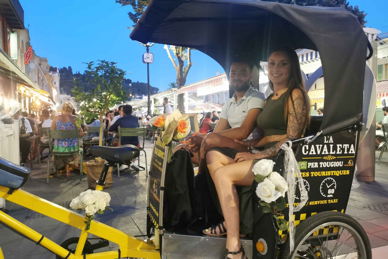 Nice: Electric Rickshaw City Tour with Local Guide