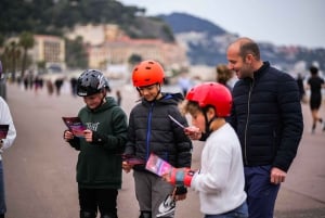 Rollerblading in Nice at sunset with live music!